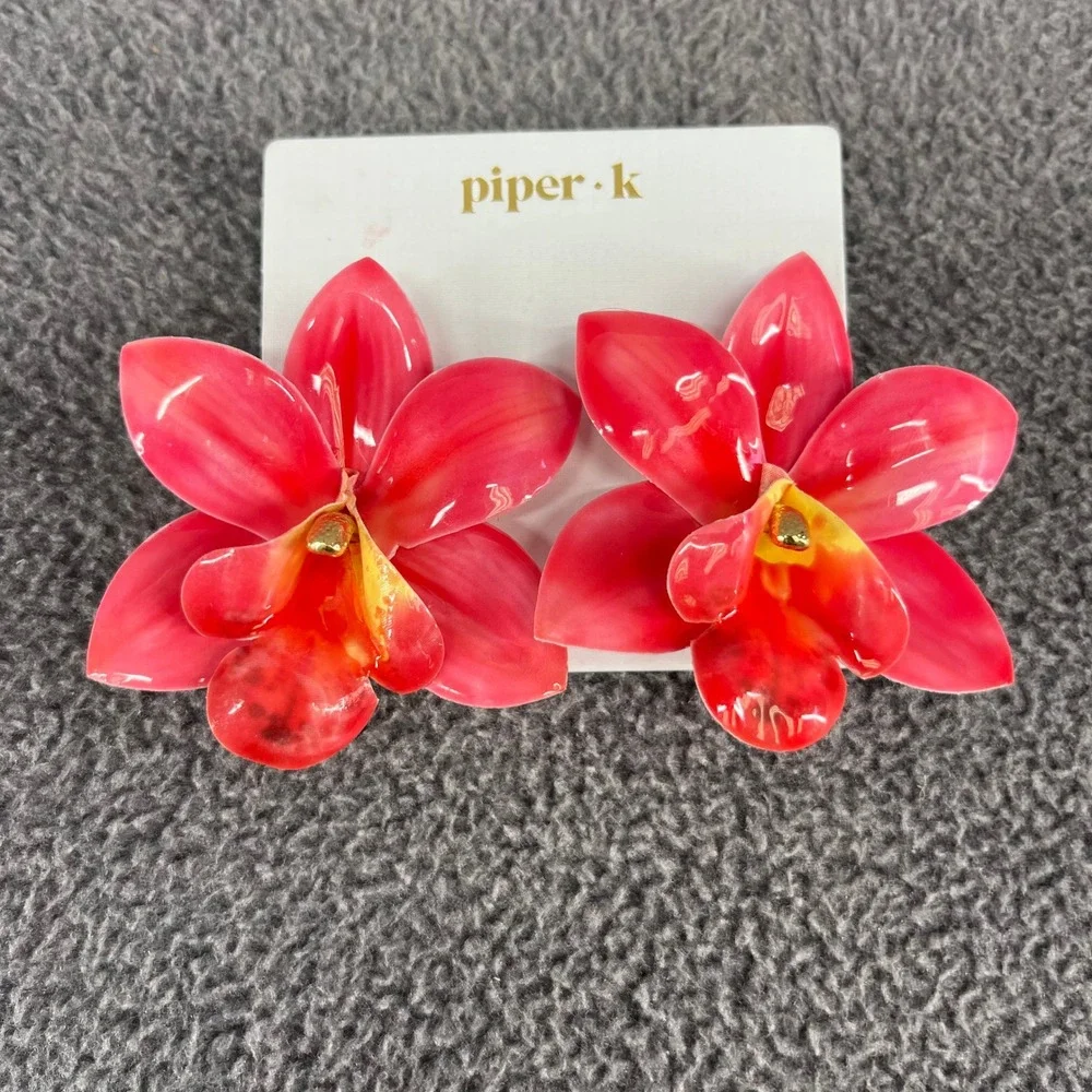 Piper K Flower Earring & Hair Clip Set Orange Tropical Floral Beach Bora Hawaii
